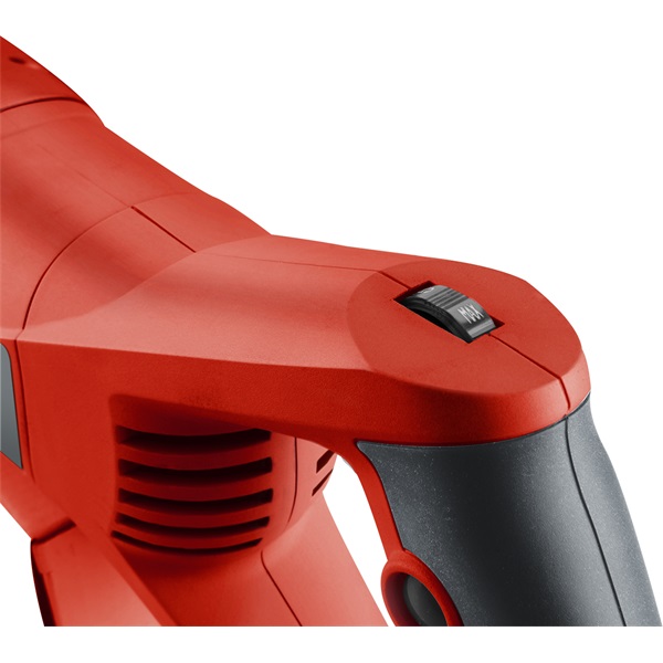 szablyafűrészgép 650W, 800-3000 ford/perc