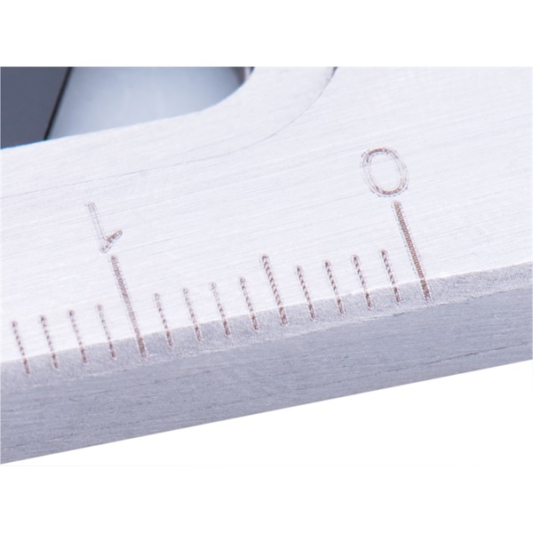 tapétavágó kés, rozsdamentes acél fémház, 5 funkciós, tripla vágóéllel; 18mm, csavaros rögzítés, FORTUM