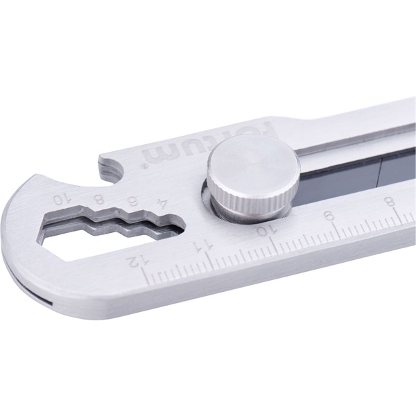 tapétavágó kés, rozsdamentes acél fémház, 5 funkciós, tripla vágóéllel; 18mm, csavaros rögzítés, FORTUM